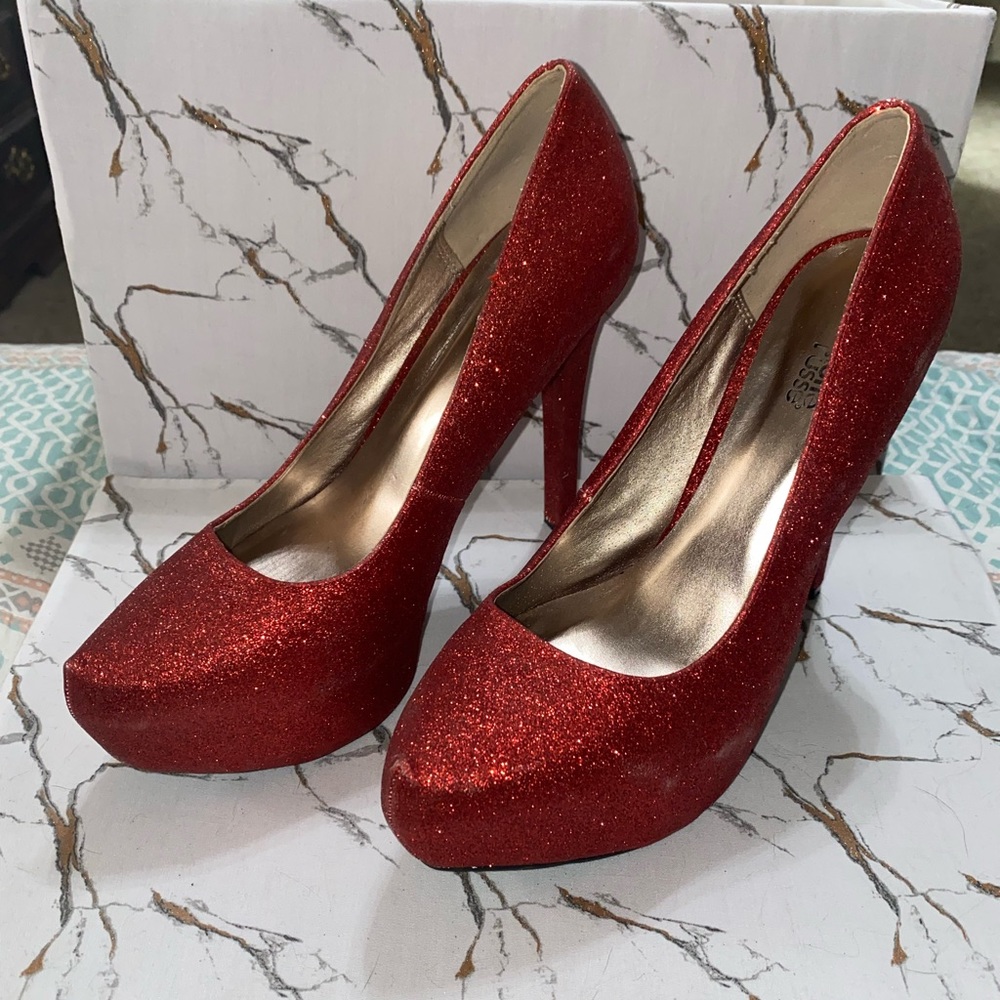Red glitter Charlotte Russe heels size 9